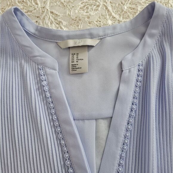 H&M Flutter Sleeve Blouse Ice Blue 10 - Picture 4 of 7